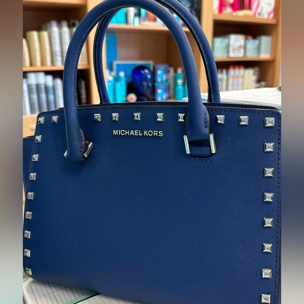 Crossbody + shoulder purse